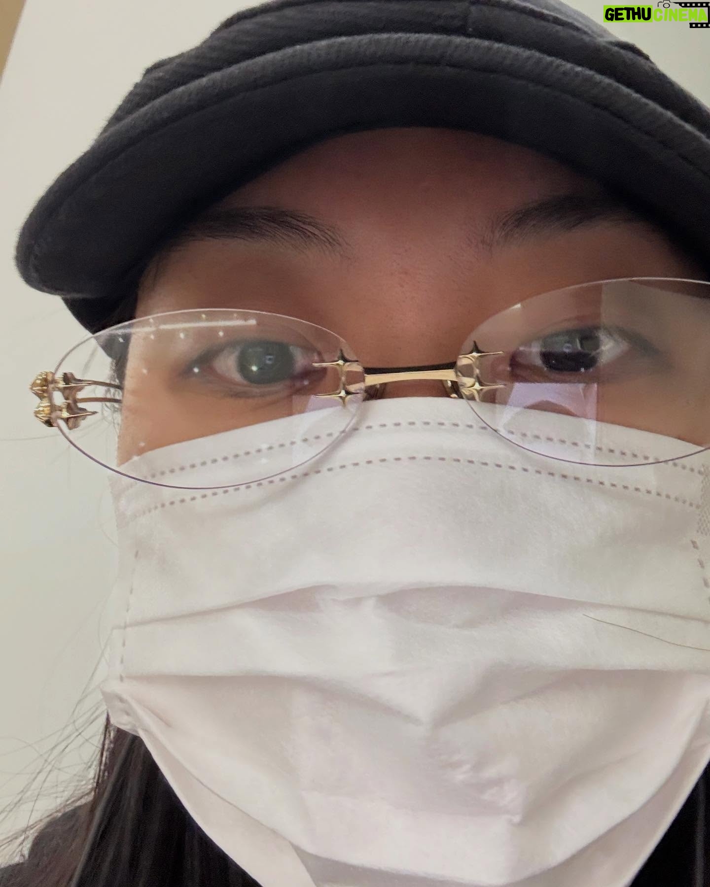 Lee Young-ji - 1 Million Likes - 만우절 장난 이제 생각도 안 난다 내 인생이 장난이고 만우절이라 하신다