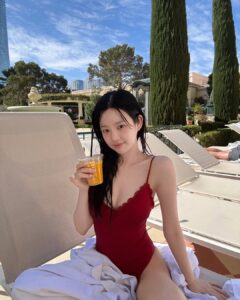 Actress Lee Yu-bi HD Photos and Wallpapers June 2025