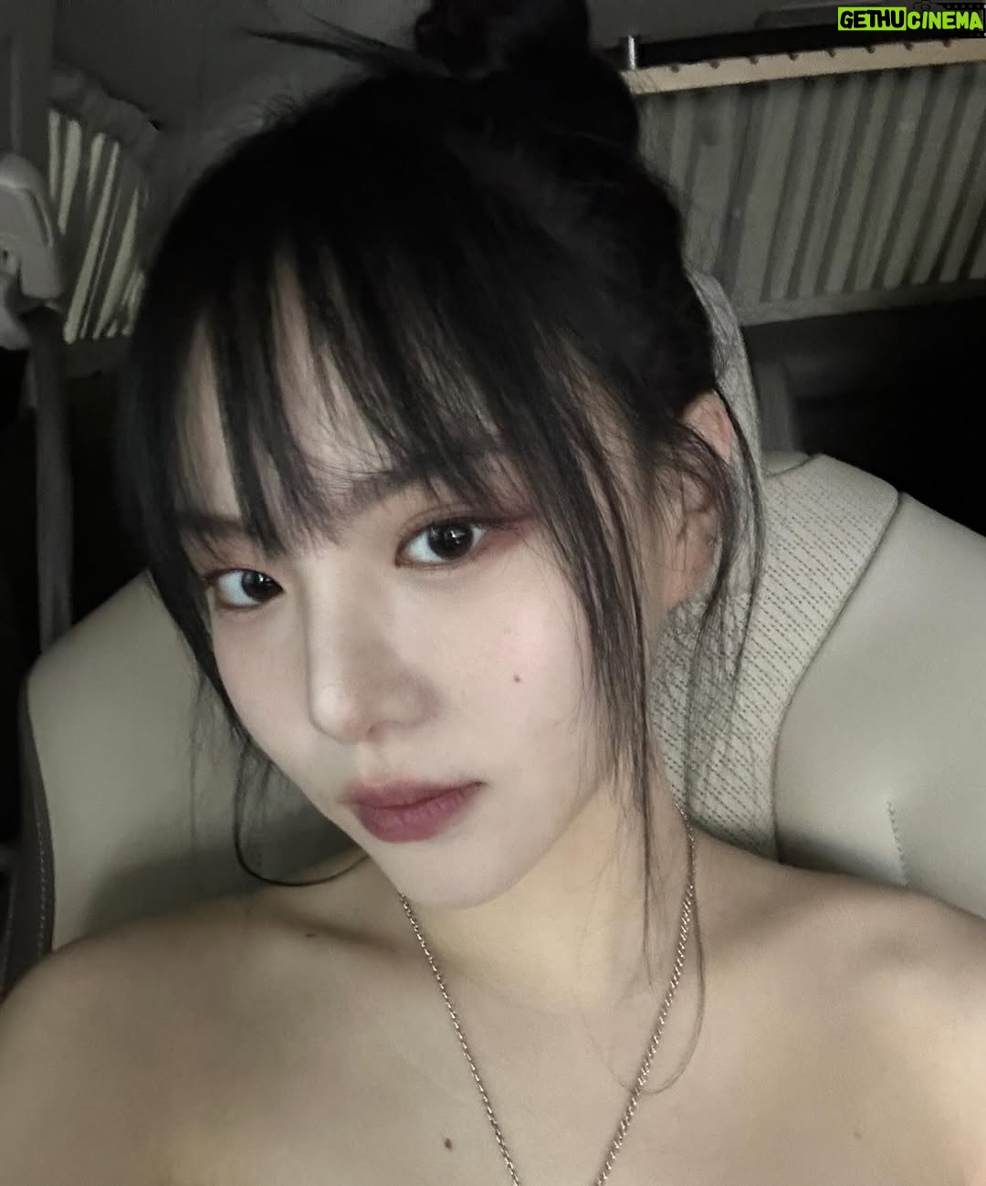 Lee Yul-eum - 5.9K Likes - 🥸🥸 🖤🖤