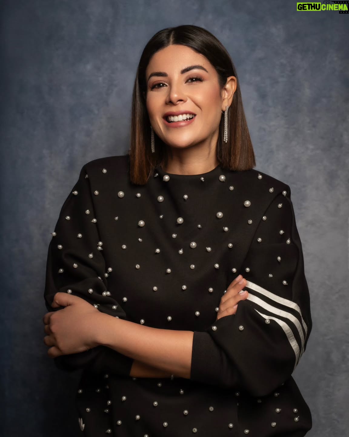 Leila Hadioui - 3 Likes - عید فطر سعيد مبارك عليكم وعلينا أسعد الله أيامكم وتقبل الله طاعاتكم، وجمعنا وإياكم على خير.. عید فطر سعيد أقدم لكم أخلص التهاني وأطيب الأماني..✨️🤍