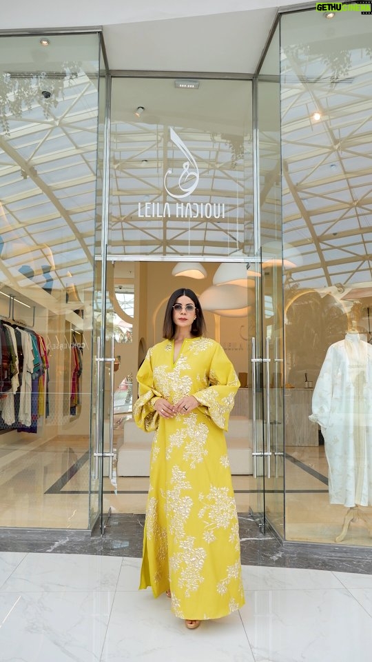 Leila Hadioui - 3 Likes - L'exclusivité se révèle dans chacune de mes pièces... ✨ Une collection pensée pour celles qui osent se démarquer. Disponible dès maintenant @lemoroccomall 🤩
#القفطان_المغربي