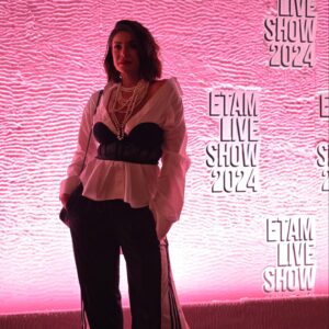 Leila Hadioui Instagram - ETAM LIVE SHOW 🩷 @etam Paris Fashion Week '24 🇫🇷
 📸 @arnoldjerocki 
@dina.s.paris 
@rubiesbijoux
@abdelkebdani