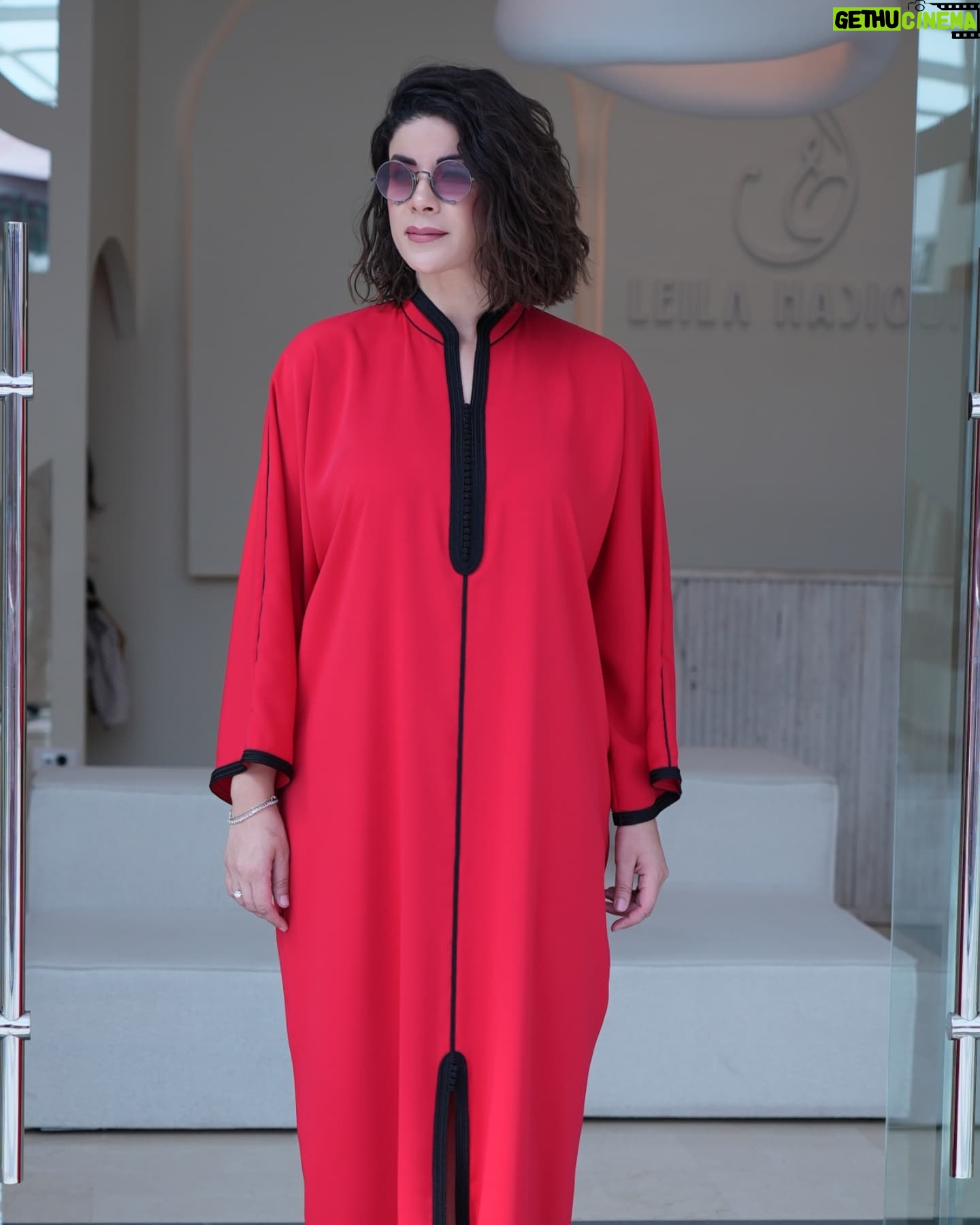Leila Hadioui - 3 Likes - Vous êtes plutôt Gandoura ou djellaba ? ❤️
@leilahadiouicollection @lemoroccomall
@japsunmaroc
#القفطان_المغربي