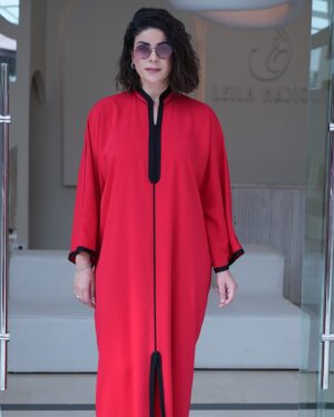 Leila Hadioui Instagram - Vous êtes plutôt Gandoura ou djellaba ? ❤️
@leilahadiouicollection @lemoroccomall 
@japsunmaroc
#القفطان_المغربي