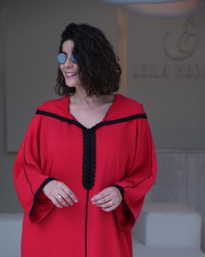 Leila Hadioui Instagram - Vous êtes plutôt Gandoura ou djellaba ? ❤️
@leilahadiouicollection @lemoroccomall 
@japsunmaroc
#القفطان_المغربي