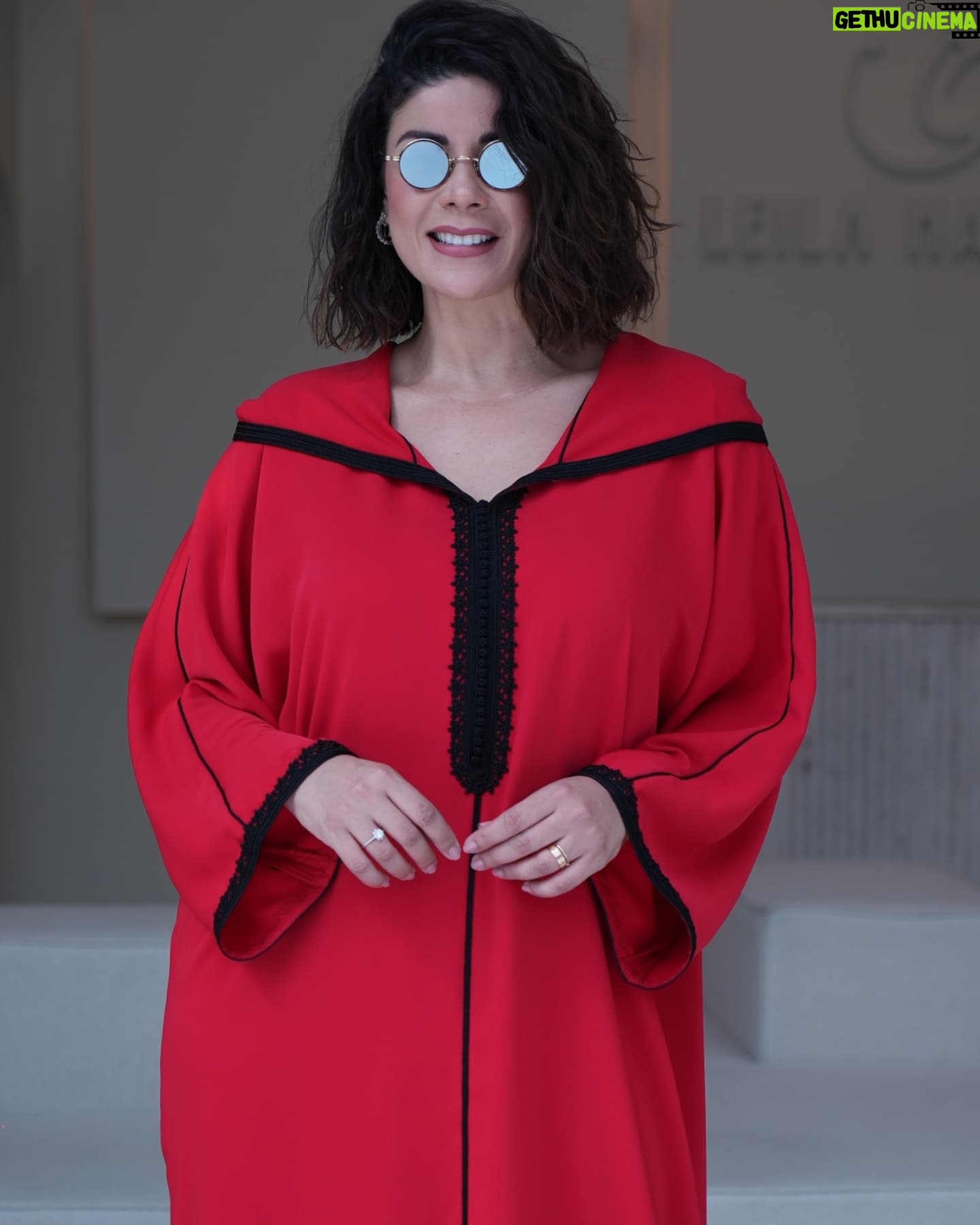 Leila Hadioui - 3 Likes - Vous êtes plutôt Gandoura ou djellaba ? ❤️
@leilahadiouicollection @lemoroccomall
@japsunmaroc
#القفطان_المغربي