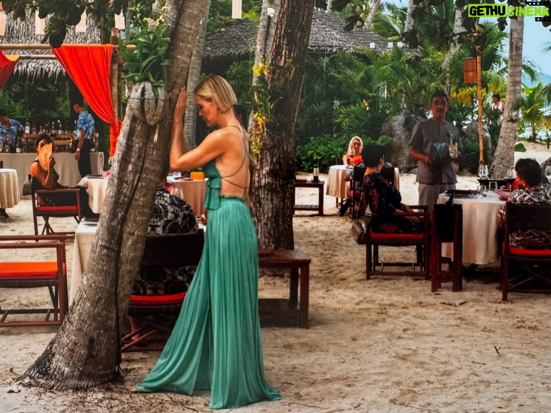 Leslie Bibb - 41.6K Likes - and here we go...
last episode, probably not the last #bts, but this one is a special one...
thank you mike white for picking
me, for giving me #kate, for taking me around the world and changing me as an artist...
thank you to this incredible cast...
i love you all and you have made me better and i am so grateful for all of you but especially to my girls @michellemonaghan and @carriecoon i couldn't have done it without you...
here's to always leaving the light on for all of you and burning down the stage that is @thewhitelotus...
i love you guys...
and thank you to all the fans of this show, wow wow wow
you have just rocked my world
you are all legends...
enjoy tonight...
✌🏻lb
ps: all these amazing photos are courtesy of our brilliant on set photographer @fabio_lovino_
🤍🤍🤍you fabio