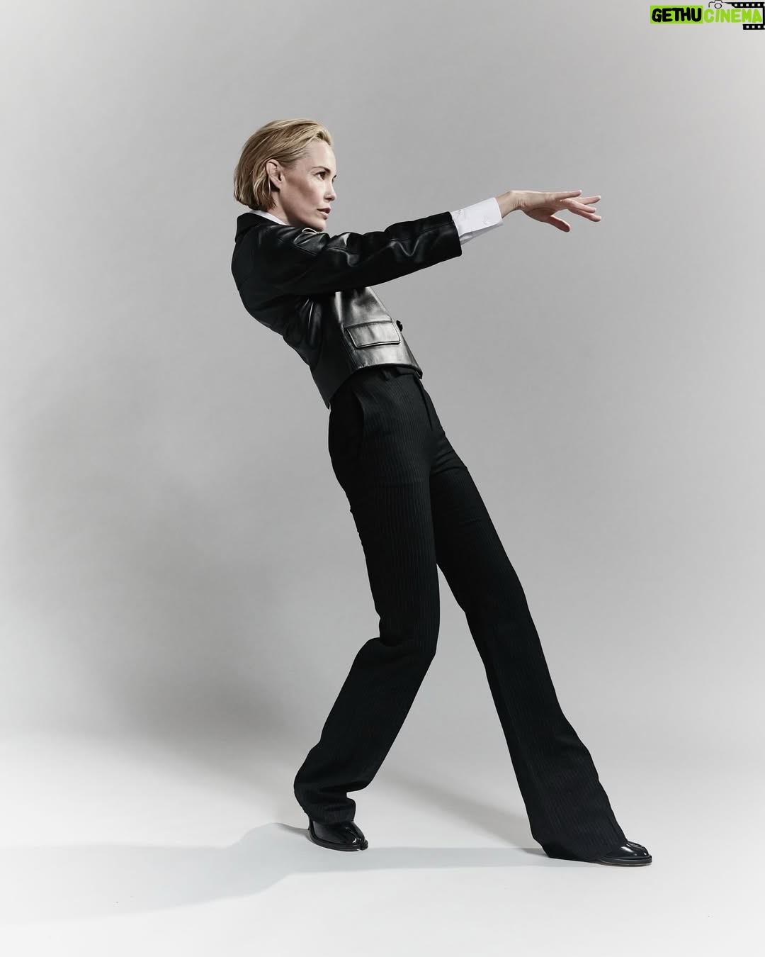 Leslie Bibb - 9K Likes - night moves
with @behindtheblinds...
photographer: @jw.ellington
makeup: @shaynagold
hair: @benskervin
styling: @michaelandrewstylist
Interview: @kate_lawson