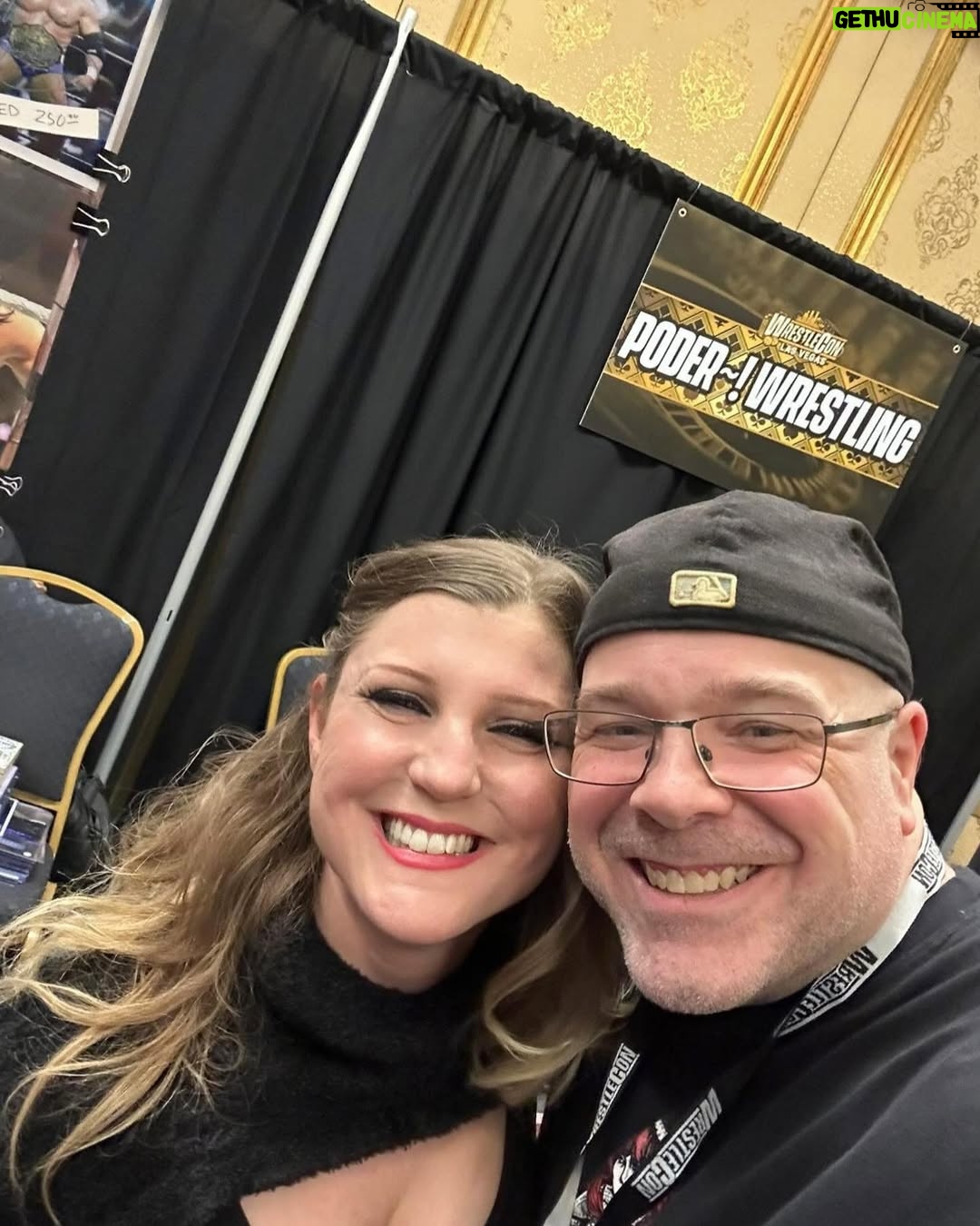 Leva Bates - 488 Likes - As I race to my next weekend in Indy, here are some wonderful memories of last weekend in Vegas! Got to perform, catch up with friends, make new ones and have so much fun!