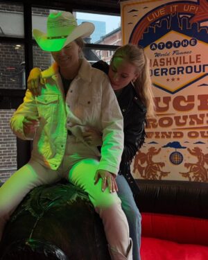 Leven Rambin Instagram - Nashville as chaotic as I like it!!!!

song by @bellarosebeyer