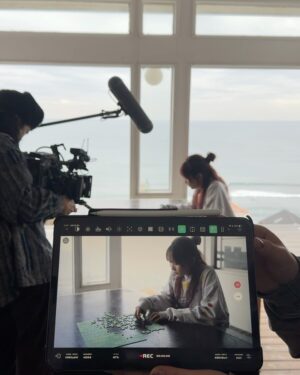 Lilas Ikuta Instagram - 鎌倉の水平線が眺められる素敵なお家で📹
海風がとても気持ちよかった☺︎

----------------

#CoachNY
#CoachJapan
#コーチバッグ
#thefashionpost