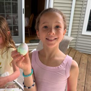 Lindsay Czarniak Instagram - Happy Easter from our family to yours. Not much better than great food, cousins and egg hunts. Grateful for this life and the chance to celebrate what this day represents with family. #easter #family #eggs #egghunt #faith