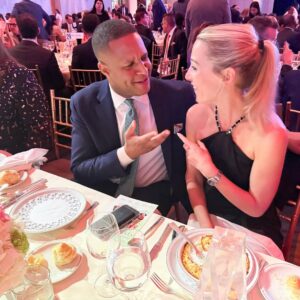 Lindsay Czarniak Instagram - Had a fun school night hang (for Melvin - not my kids:) in the city celebrating his work as a leader and mentor inspiring the next generation. The work @thowardfoundation does is really game changing and seeing Melvin's @todayshow family come out to support him is always special. So proud of him! #mentor #leadership #diversity #tv #family
