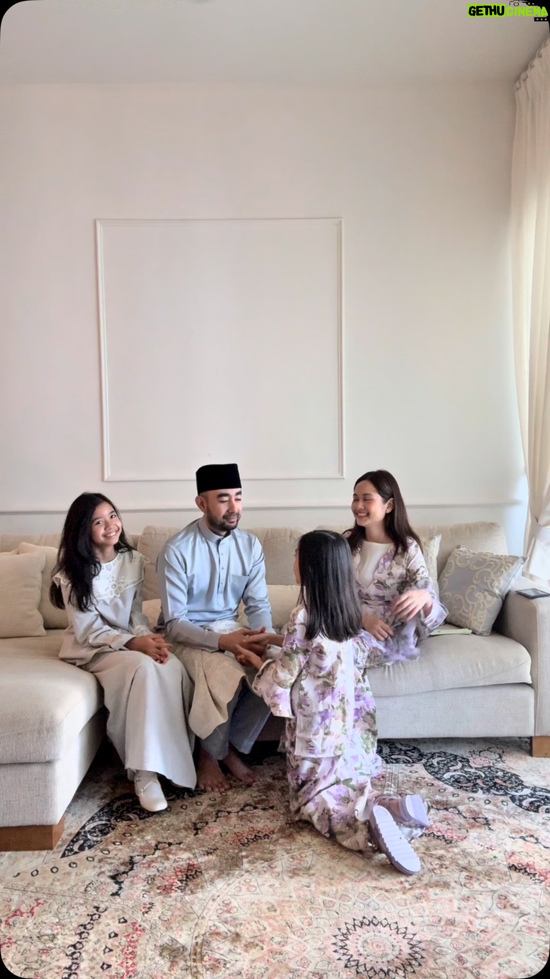 Liyana Jasmay - 1.8K Likes - Minta maaf first, then only you get duit raya🤭