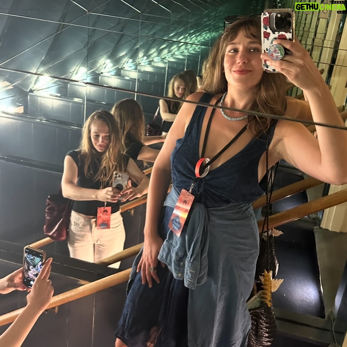 Lola Kirke - 3.7K Likes - No there’s nobody loves me better
Nobody drives me quite as crazy
In the rear view all I see is us together
Mississippi, my sister, Elvis and me 💕
@jemima_jo_kirke you are my forever muse and my always hero and it makes me proud to know I can be at least one of those things to you sometimes (don’t worry—I know Elvis is your hero, hence last summer’s road trip to Graceland, pictured above).
Happy birthday to you and your gorgeous multitudes. I love you endlessly.