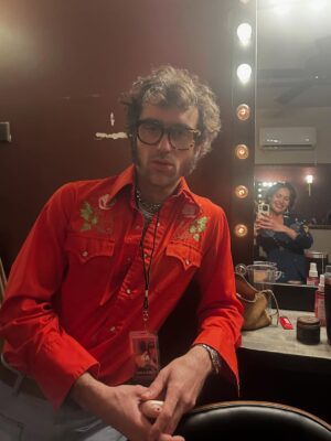Lola Kirke Instagram - Hard to believe that part 1 of the Trailblazer Tour is over 🥹 

So grateful to every single one of you who chose to spend a little time with me ❤️

See you back out on the road in June!

(And yes that last pic is of me and the man who caught my beloved 🍕costume after I threw it off the @boweryballroom stage after wearing it while reading an entry from my 13 year old self’s journal funny you should ask)