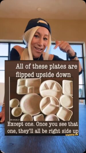 Lori Greiner Instagram - Do you see it? #opticalillusion #opticalillusions  #mindgames #plates