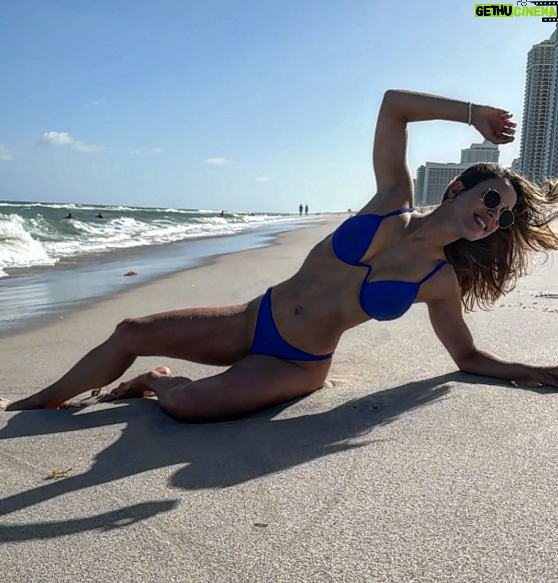Lucila Vit - 16.6K Likes - Spring vibes in Miami 🌊🌸
#beach #Miami #Miamibeach #playa #sun #trip #argentina #chile #Disney #hollydays #family #familia #beach