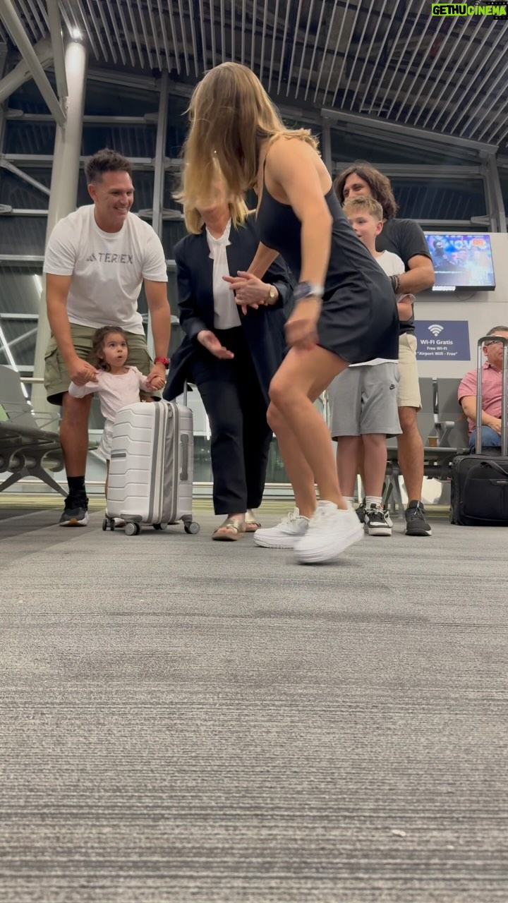 Lucila Vit - 14K Likes - I believe in magic
#family #familia #beach #Miami #lover #lover #instagram #viral #hollydays #vacaciones #travel #trend #magic #fun #Disney #chile #argentina #miamibeach