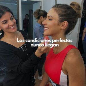 Lucila Vit Instagram - Nunca dejes tus sueños en pausa. Si la vida no te espera, por qué lo harías vos?
Ahora contame… Qué es eso que estás posponiendo y quisieras hacer ahora? 🥰