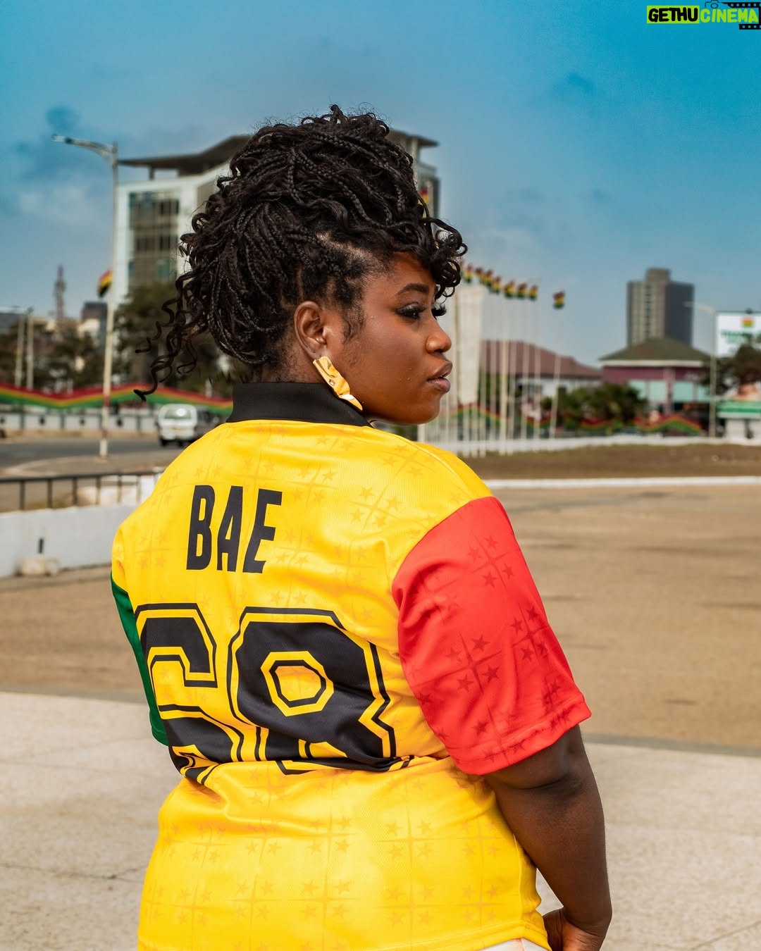Lydia Forson - 6.6K Likes - Go Ghana 🇬🇭
Wishing the #BlackStars the very best today!!
Photo & Jersey : @benzilla_clicks