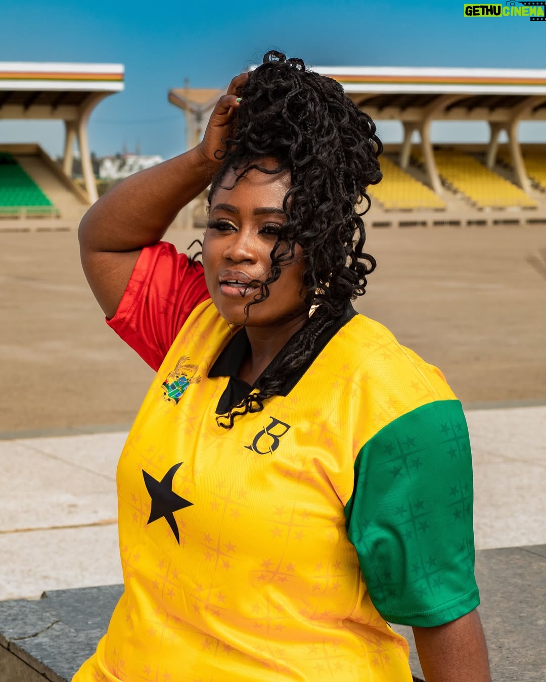 Lydia Forson - 6.6K Likes - Go Ghana 🇬🇭
Wishing the #BlackStars the very best today!!
Photo & Jersey : @benzilla_clicks