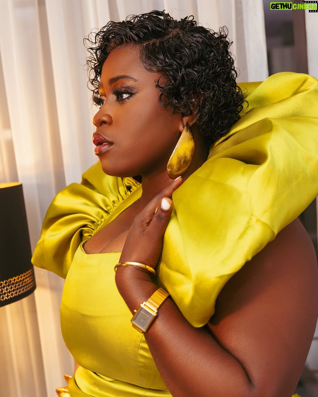 Lydia Forson - 4.8K Likes - Today, I want to praise myself a little.
Because — as the lizard that fell from the Iroko tree once said — “If no one will praise me, I will praise myself.”
Someone asked me how I’ve been able to do it…
And honestly? It’s been a whole lot of AUDACITY.
The audacity to believe I can walk into any room, shake the ground and make myself known.
The audacity to believe I am the best.
The audacity to believe I was born to be number 1, not 2.
The audacity to TRY — even when it’s scary, even when no one’s clapping yet.
Sometimes, you just have to clap for yourself — loud and proud.
And shoutout to my incredible glam team for making me feel like that girl for the #LastStop premiere:
✨ Styling: @bel_ama_eli — the calm in the storm
✨ Makeup & Hair: @official_allure_by_ben — the other star in the room
✨ Outfit: @amatchiwa — thank you for this stunning look
✨ Captured by: @thetetson — always getting the shot 📸
#Audacity #SelfPraiseIsntPride #BlackExcellence #BoldMoves #MadeInGhana #NaturalBornStar #KinkyMatters #RootedInPower #RedCarpetReady #LastStopPremiere