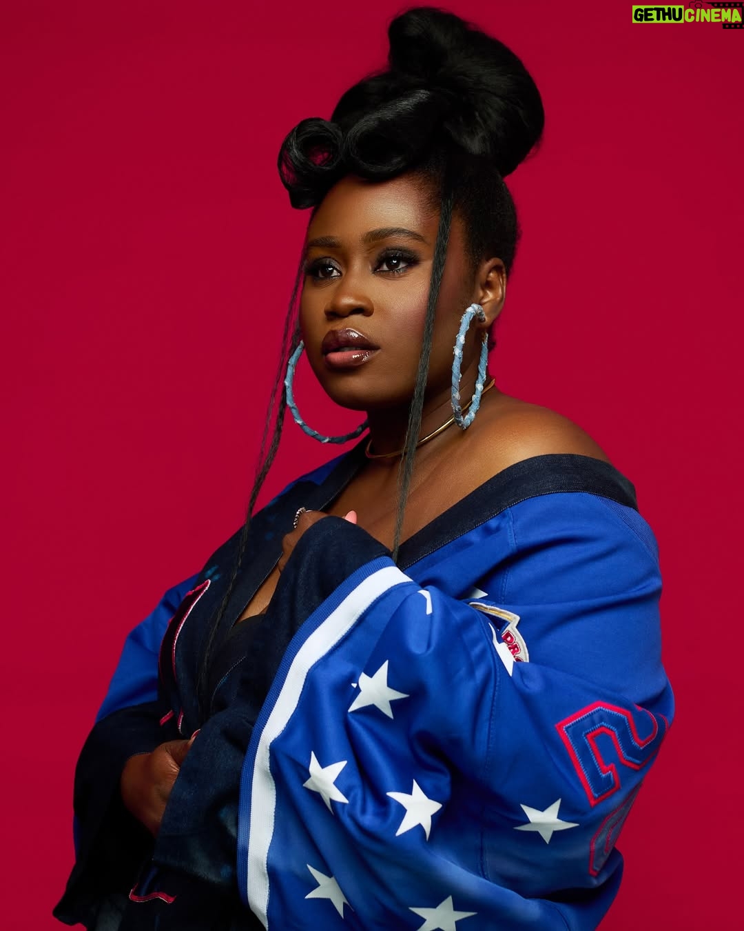 Lydia Forson - 19.4K Likes - 𝐅𝐨𝐮𝐫 𝐎𝐡! 🥳
Outfit : @rluriofficial
MUA : @official_allure_by_ben
Photo : @laceupmedia
Creative Director: @lydiaforson
#LydiasFabulousForty #BirthdayGirl #OctoberBorn #40thbirthday