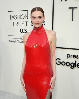 Madeline Brewer Instagram - god forbid a handmaid catch a vibe in gorgeous @balmain & @davidwebbjewels for @fashiontrustus 💋