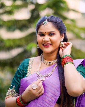 Madhu Reddy Instagram - Wtng for👩‍🍼
Without my permission don’t uplode my pix on youtube 🚨😡😡😡😡

Blouse : @pravallis_boutique 
Jewyalary: @suhaicollections 
#insta #instagram #instamusic #madhureddyofficial #maternity #pregnant #pregnantbelly #pregnancy #viral #viralpost #viralpost2025 #mother #motherdaughterlove #motheranddaughter #feed #reach #reachpost #happy #happybaby #pregnancylife #pregnancyphotoshoot #pregnancyglow #pregnancycravings #trending #trend #trendingsongs #reelitfeelit❤️❤️ #feelingloved❤️ #babybump #babybumpstyle