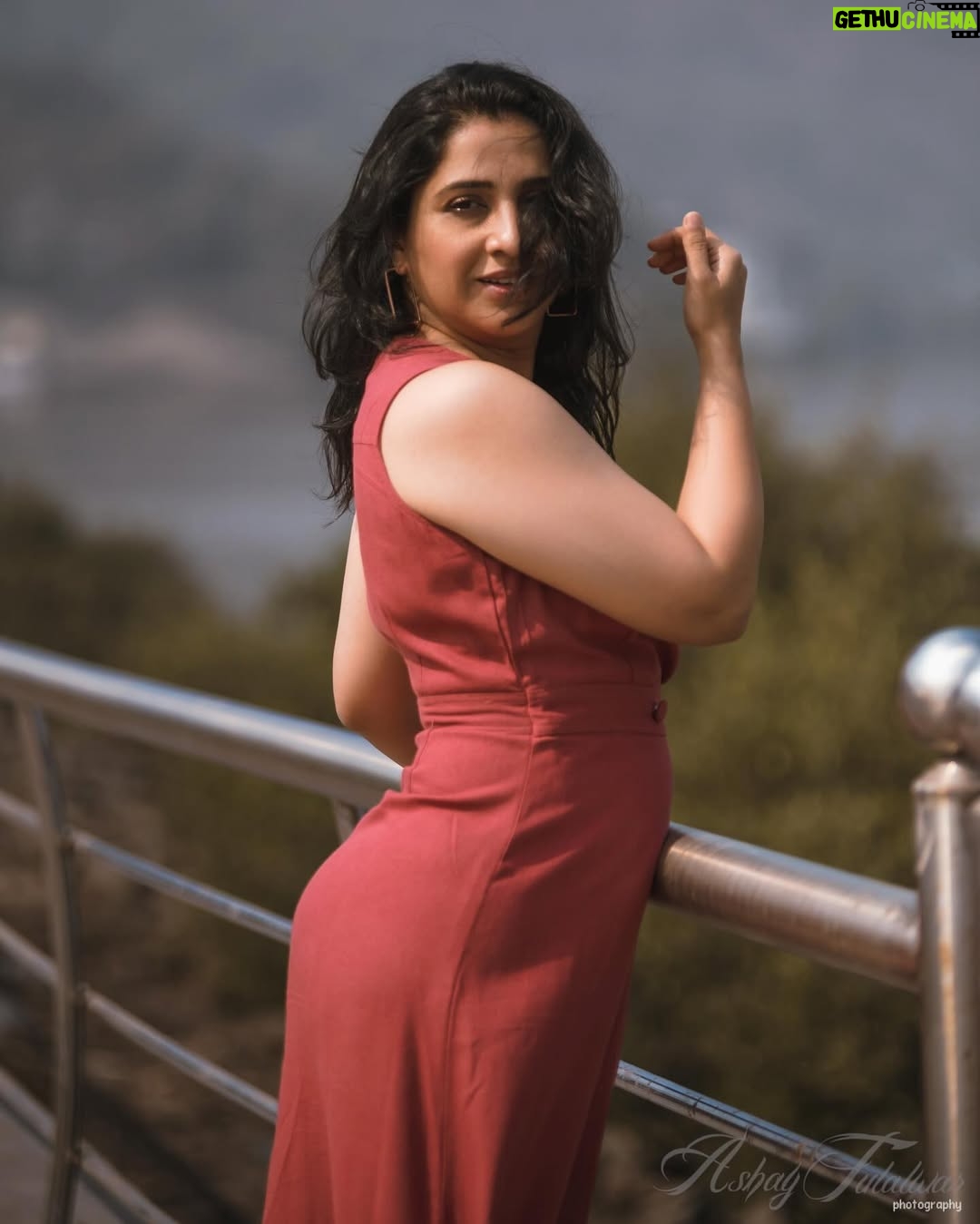 Madhurani Gokhale - 23.2K Likes - Red alert: I’m feeling fierce and fabulous!
Photographer: @ashayrtulalwar
