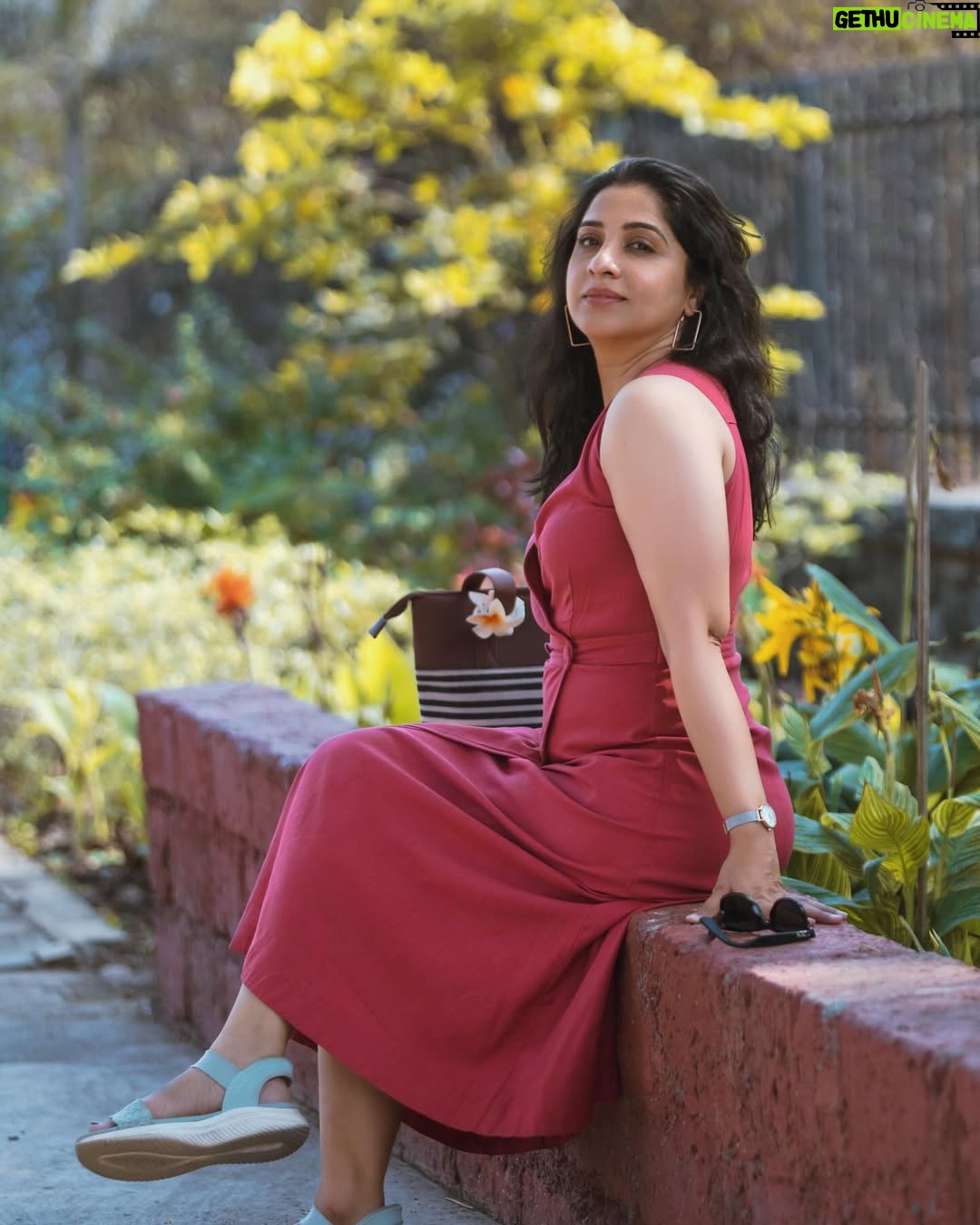 Madhurani Gokhale - 23.2K Likes - Red alert: I’m feeling fierce and fabulous!
Photographer: @ashayrtulalwar