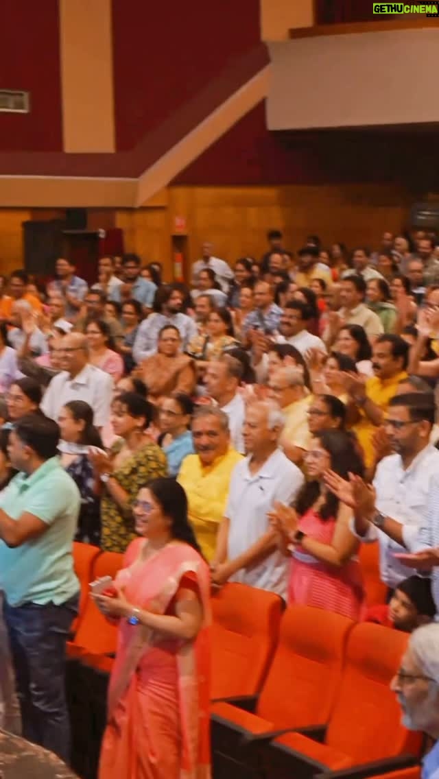 Madhurani Gokhale - 11.1K Likes - Housefull वाढदिवस…!!!!
कृतज्ञ…. निव्वळ कृतज्ञ …!!!
“ज्याचा त्याचा विठ्ठल “
“शुभंकर वाट्याला यायचं, तर ओंजळ तर उघडी असायला हवी ना..”
डॉ. समीर कुलकर्णी यांनी लिहिलेलं आमच्याच नाटकातलं हे वाक्य..
“ज्याचा त्याचा विठ्ठल” या विलक्षण संहितेचा आपण एक भाग असणं आणि आपल्या वाढदिवसाच्या दिवशी त्याचा पहिला प्रयोग होणं ही त्या विठ्ठलाचीच कृपा!
मी फक्त ओंजळ उघडी ठेवण्याचा अवकाश होता, हा योग होताच कदाचित.
Housefull गर्दीत झालेला खणखणीत प्रयोग, भारावलेली मनं आणि त्या दिवशी मिळालेले अनंत आशीर्वाद!!
कायम लक्षात राहील असा हा वाढदिवस!!
आणि काय हवं असतं एखाद्या कलाकाराला?!
Moments captured by @saurabh_bhanage_photography_
@mavrya
@vimgical
@omkarjoshiii
@mynameisshounak
@anjali_marathe1279
@madhurani.prabhulkar
@amit.vaze
@sujaybhadkamkar
@manasivaze__
@ninadsolapurkar
@parthumrani
@jaydeepdvaidya
@onkar_bendre
@gulpapdi
@soulfulanaya
@bhave_swapnil
@nandgaonkar_vijay
@shivamb_228