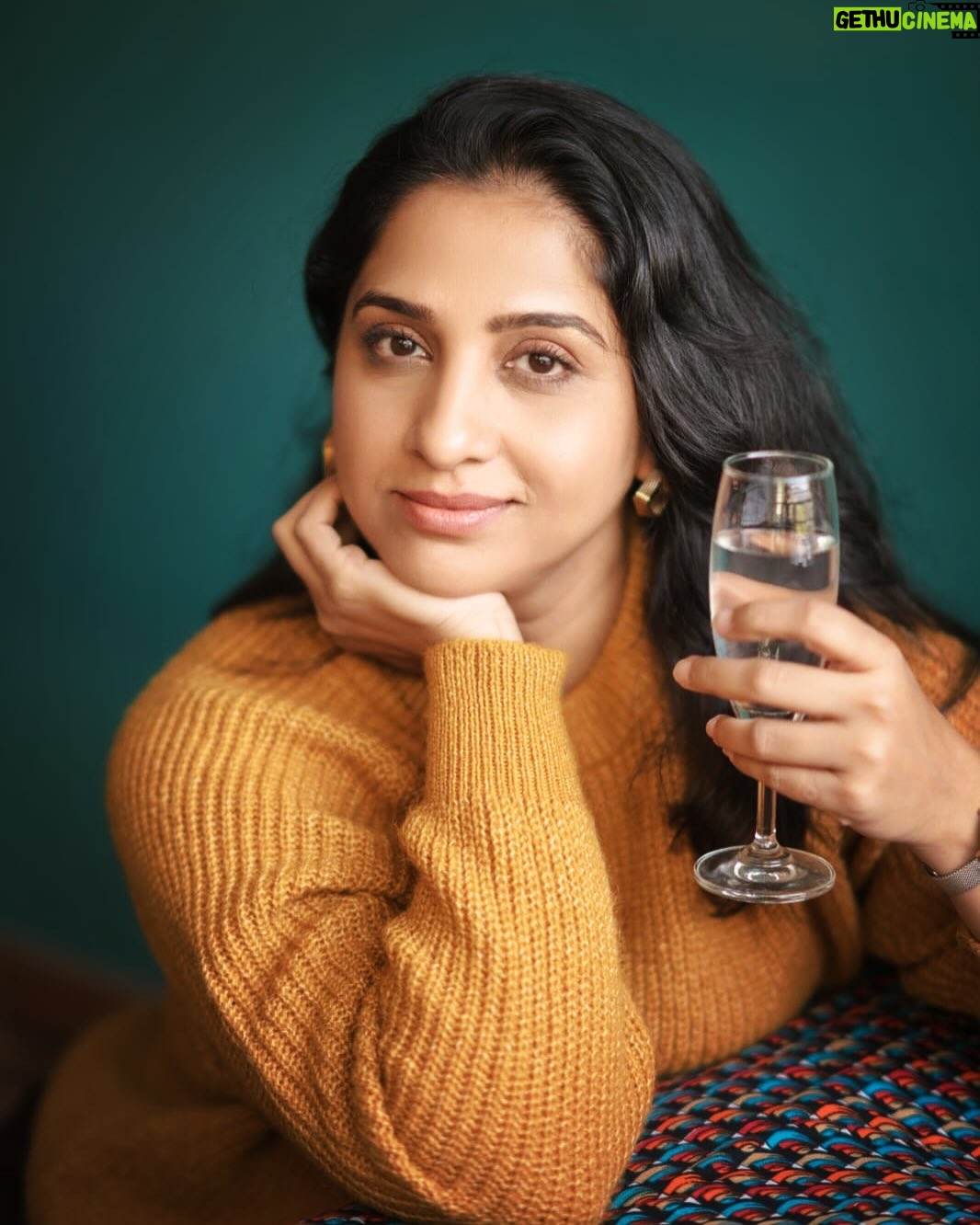 Madhurani Gokhale - 4.4K Likes - Our Greatest Freedom is
Freedom to choose our Attitude
PC @ashayrtulalwar