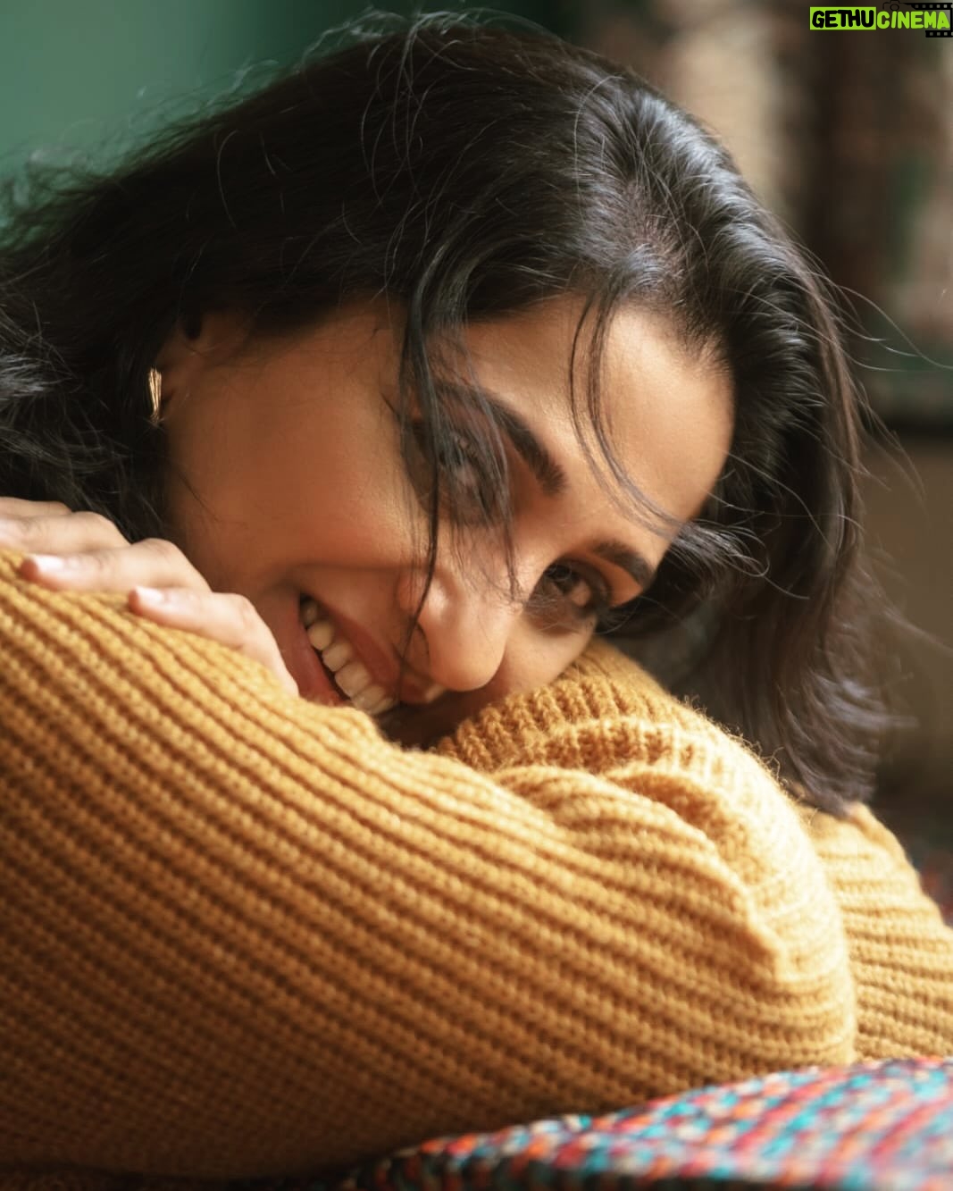 Madhurani Gokhale - 4.4K Likes - Our Greatest Freedom is
Freedom to choose our Attitude
PC @ashayrtulalwar