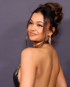 Actress Madison Bailey HD Photos and Wallpapers March 2025