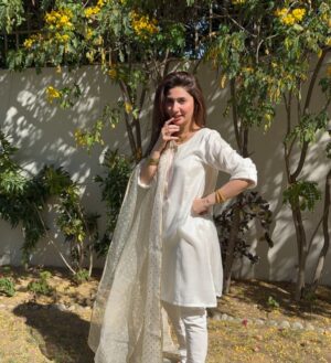 Mahira Khan Instagram - Eid Mubarak jaaanemans x