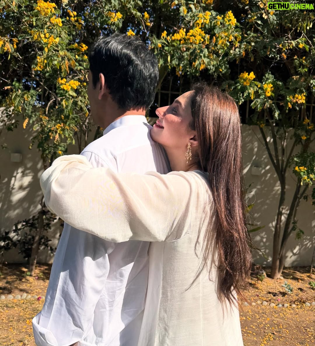 Mahira Khan - 418.3K Likes - Eid Mubarak jaaanemans x