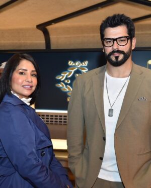 Mai Al Balushi Instagram - النجم التركي @burakozcivit _ #مي_البلوشي #فن#فنانين #نجوم #الكويت #تركيا🇹🇷