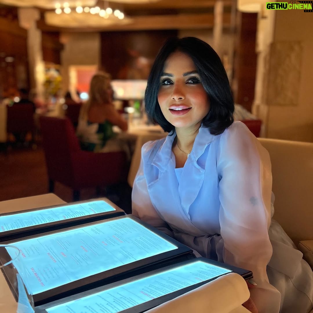 Mai Al Balushi - 1.1K Likes - عام من عُمري مضى وعام جديد ابتدى ، يارب إنها سنة جديدة من عمري لا أعلم خفاياها وأنت خير مُدبر ، اللهم إجعل عامـي هذا أجمَل مِن ما تمنيت والقادم أجمل مِن ما مضى يارب العالمين ، اللهم إنّـي استودعك أيامـي فَ جمّلها لـي 🎂🎂🎂🎂🎂🎂🎂😍😍😍😍😍 كل عام وانا بخير #مي_البلوشي