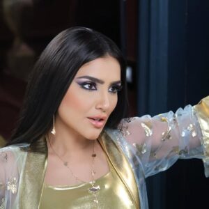 Mai Omar Instagram - هتوحشيني يا إش إش 💓💓

شكر خاص جدا للأسياليست الخطير الموهوب جدا سعيد رمزي 
خبيرة التجميل الرائعه الموهوبه زينب حسن 
الكوافير الرائع  ألفرد مكرم 
@saeedramzi 
@zeinabhassan_ 
@alfredmakram