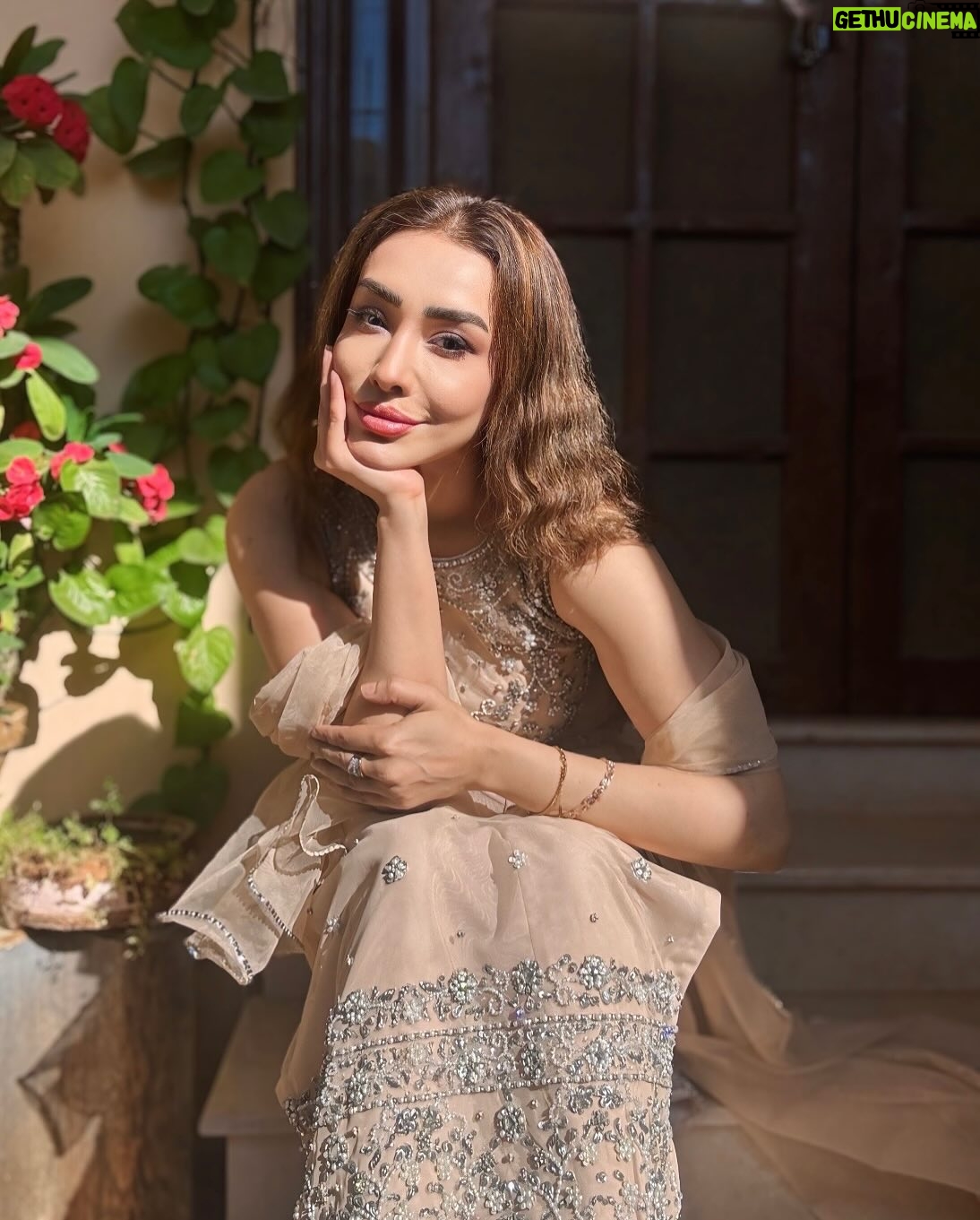 Maira Khan - 19.6K Likes - Eid Mubarak Aap sab ko 🫶🏻
Khoobsurat Eid ka jora @mansoorakramcouture ❤️