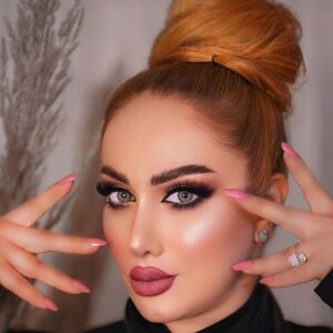 Mais Gomar Instagram - حبي لكم جمهوري الرائع في العراق والوطن العربي ومن كل مكان بالعالم متابعيني الأعزاء فانزاتي اللي اموت عليهم.. مشتاقتلكم هوايه .. شكرا لتواصلكم الرائع ومسجاتكم الجميله .. واكيد بحبكم اكبر وانجح🌹
احبكم
من تصوير المبدع
@abdosh_official
#ميس_كمر