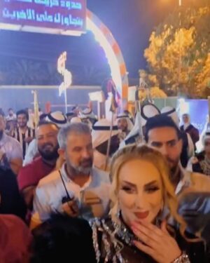 Mais Gomar Instagram - جانب صغير من تواجدي بالبصره.. جنت كلش كلش سعيده بلقائي في جمهوري البصري الأكثر من رائع اسعدتوني وفرحتوني وكبرتولي قلبي .. الله يسعدكم واشوفكم كل سنه وكل عام وانتو بألف خير.. وجيتكم وحبكم اليه تاج على راسي 🌹❤️
وشكر كبير وخاص لمركز صابرينا كلينك للجمال
@sabreenaclinic
وشكر خاص للمصمم العراقي العالمي الصديق الدكتور زياد العذاري على تصميم الفستان وعلى الاداره الجميله لموجز اعمال الكرنفال.
@zeadalathary
وشكرا للصديق الرائع نور العلقي.. على التقديم والترحيب
@nooralalaqy
وشكرا لانامل الكوافيره والماكيرا المبدعه سما على التسريحه الحلوه والميك اب الحلو
@salon_simsimai_93
وشكرا لنقيب فناني البصره وادارة حدائق البصره العائلي..
#ميس_كمر