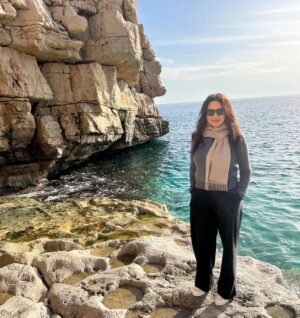 Malika Belbey Instagram - بإسمك يا الله نبدأ هذه السنة فأعطينا خيرها و أكفينا شرها يا الله ❤️