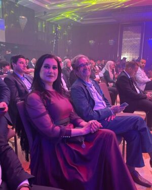 Malika Belbey Instagram - مسلسل يما يفوز بجائزة أفضل عمل درامي  لسنتين متتاليتين 2020 , 2021 ✨🤍الشكر الكامل لجمهورنا الغالي دمتم لنا أوفياء، ❤ نحبكم 🙏🙏🙏
 Habillée par @ziliboutique 
Makeup @soltana_beautycenter 
Bijoux @bijoux_el_ahleme ✨  سهرة هلال التلفزيون الطبعة السادسة 2021@يما
Merci Sofiane Maloufi et @agence media and survey ainsi que @oxygène prod  pour l'organisation de cette soirée @hillals de la télévision 2020 2021❤#algerienne🇩🇿 #art #ramadan #رمضان_كريم #جزائريات #dz