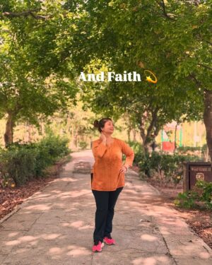 Malini Kapoor Instagram - Mode and mood - surrender 🦋