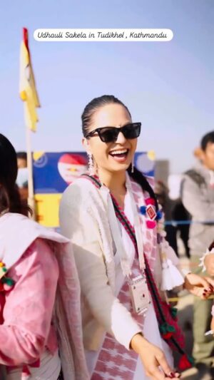 Malvika Subba Instagram - Celebrating Sakela Udhauli in Kathmandu was a wonderful experience . Udhauli is celebrated during the last full moon of the English calendar and during harvesting season. While Limbus celebrate Chasok Tangnam - the Rais celebrate Sakela .  Video by @pandaproductionnepal  @raibnu #kirati #sakela #udhauli