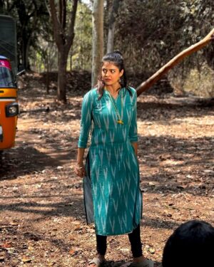 Mansi Joshi Instagram - Fierce, fearless and unstoppable I am and wishing every women will be ❤️❤️‍🔥 
Some shots during my Bhairavi shoot 🎥

Picture credits @thenameis__praju_yash__57 😍

#mansijoshi #womenpower #fierce