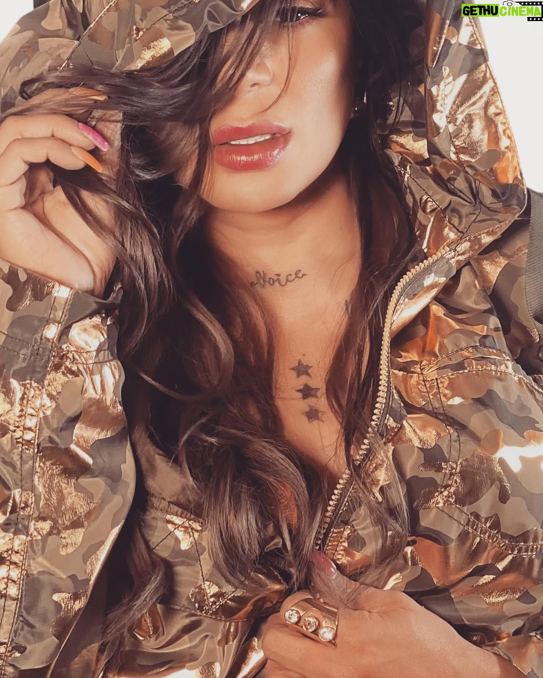 Marbelle - 29.7K Likes - 🚨